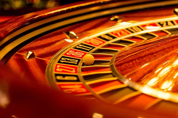 Sic Bo dice game with betting layout displayed